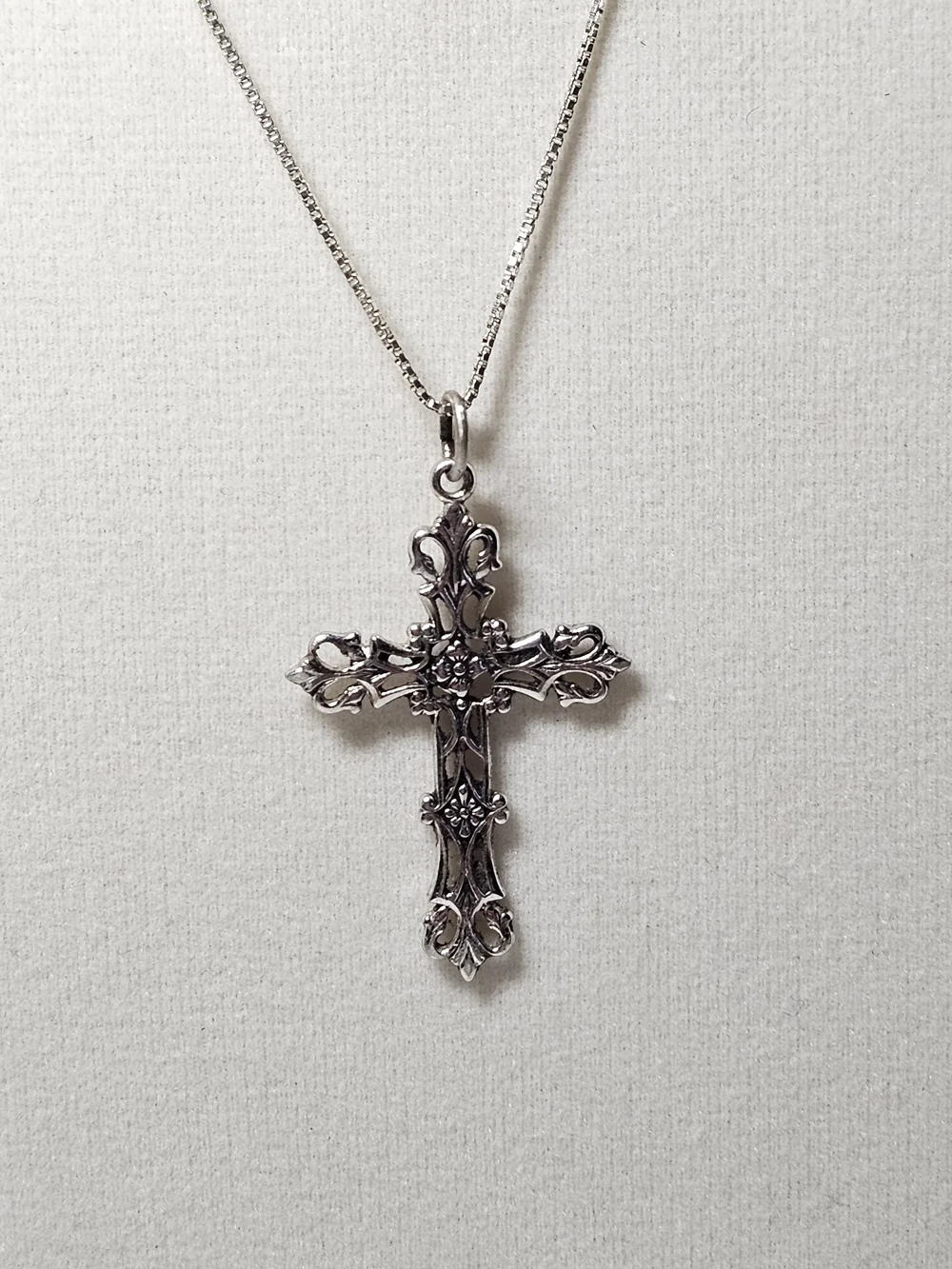 Men's Sterling Silver Cross Pendant Necklace 18